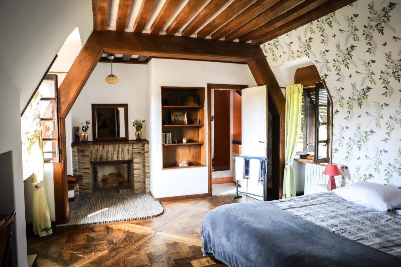 Bed and Breakfast Le Logis D'Arniere Saint Cyr-sous-Dourdan Exterior foto