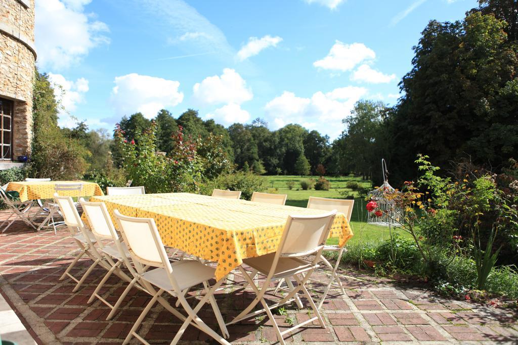 Bed and Breakfast Le Logis D'Arniere Saint Cyr-sous-Dourdan Exterior foto