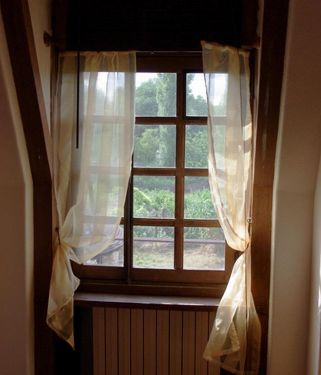 Bed and Breakfast Le Logis D'Arniere Saint Cyr-sous-Dourdan Habitación foto