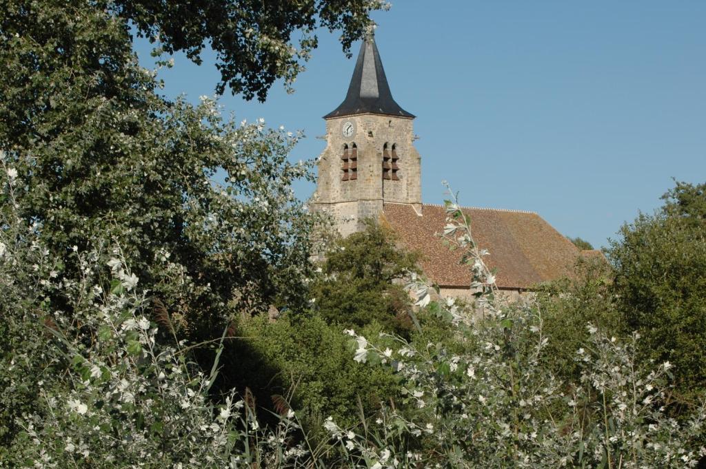 Bed and Breakfast Le Logis D'Arniere Saint Cyr-sous-Dourdan Exterior foto
